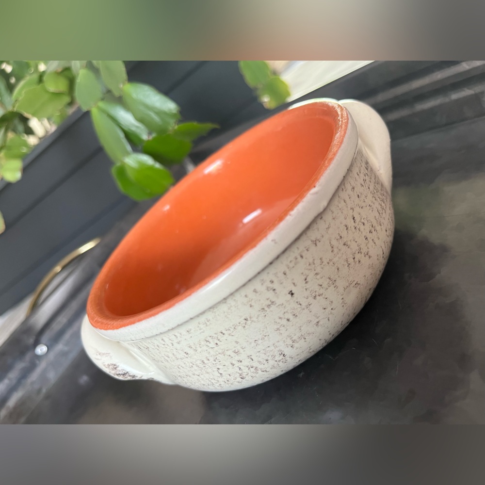De Silva Terre D' Umbria Handmade Italian Pottery Soup Bowl Two Handles